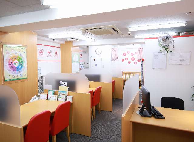 ほけんの窓口 日進店の外観画像