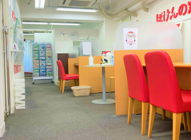 ほけんの窓口 国分寺駅前店のスタッフ・その他画像