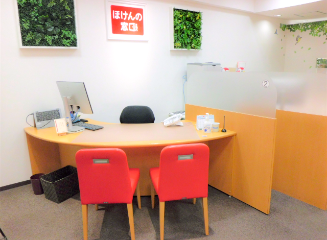 ほけんの窓口 小田急百貨店町田店の内観画像