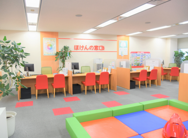ほけんの窓口 三軒茶屋キャロットタワー店の内観画像