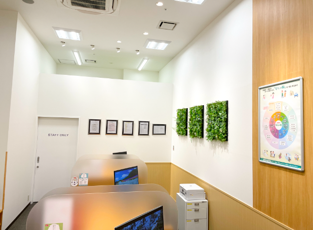 ほけんの窓口 イオンモール白山店の外観画像