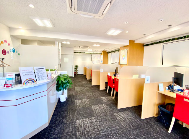 ほけんの窓口 千川店の外観画像